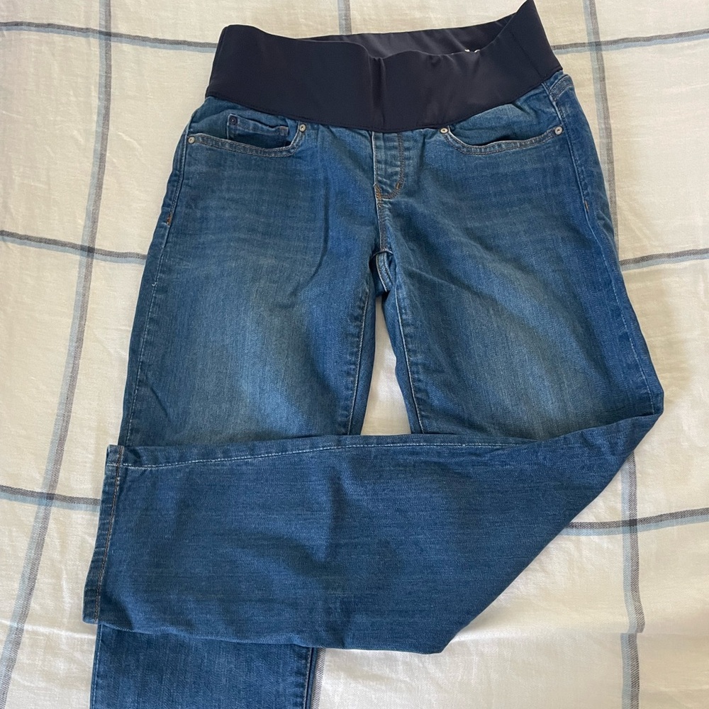 Gap maternity jeans- size 27